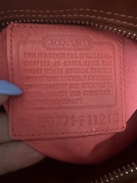 Vintage Coach Hampton tweed Red-Brown Tote Handbag with Silver Hardware - Picture 7 of 7